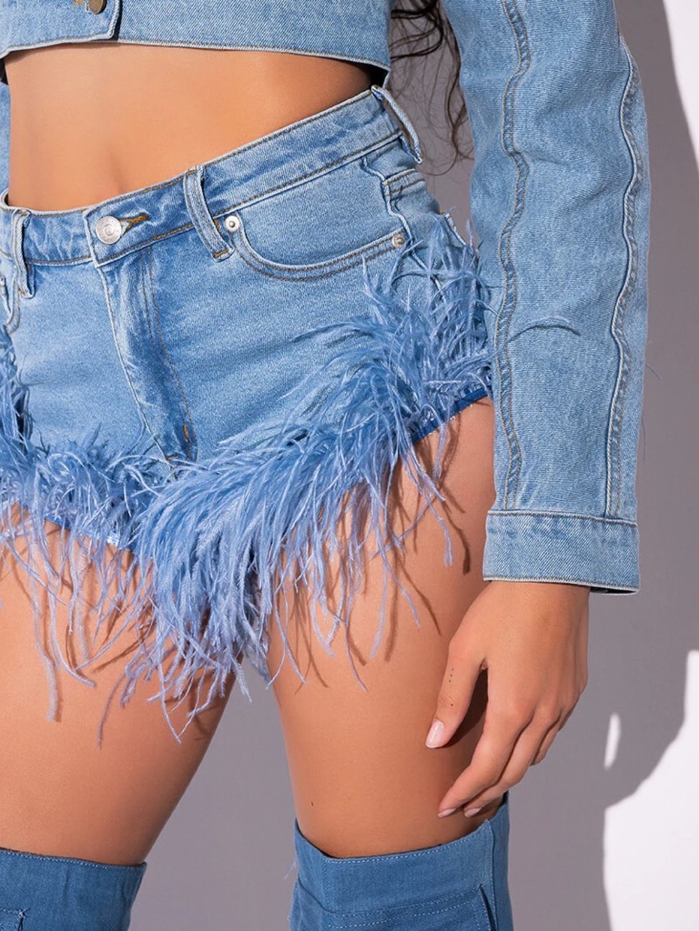 Akira Big Energy Feather Hem Stretch Denim Jean Shorts small blue
